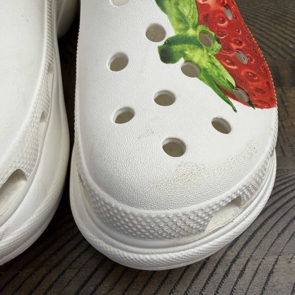 Crocs Bae Fresh Fruit Platform Clog Women's Size 8 White Red Strawberry - Picture 3 of 10